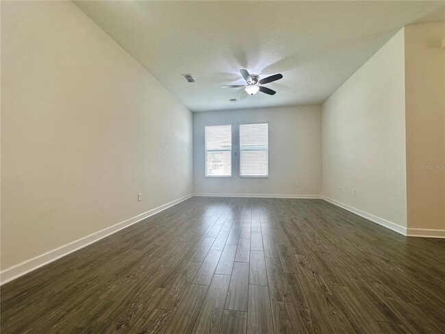 Building Photo - 10247 Love Story St