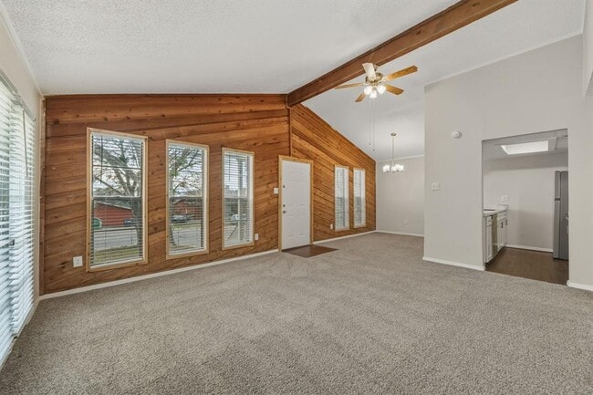 Building Photo - 1914 Valley Hill Cir