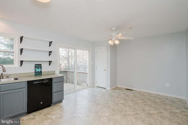 Building Photo - 14 Merganser Ct