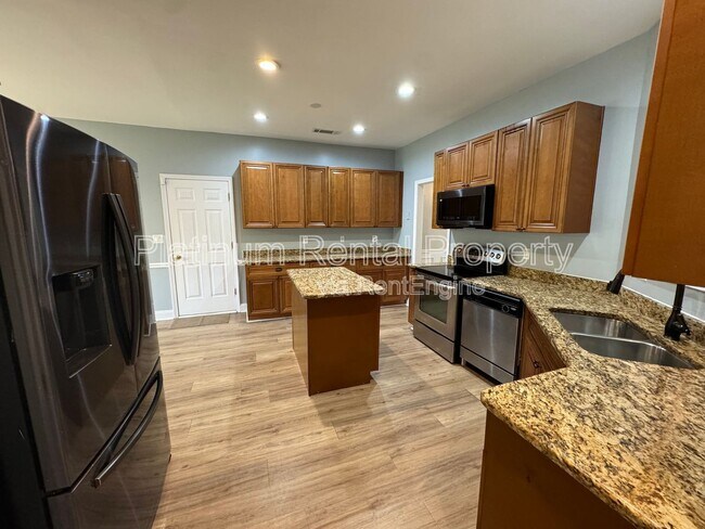 Building Photo - 1702 Stonegate Way SW