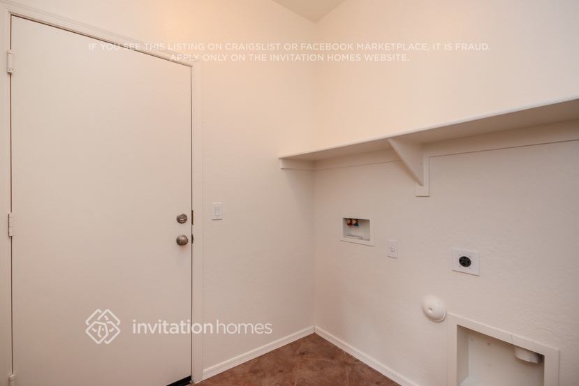 Building Photo - 17523 N 169th Dr