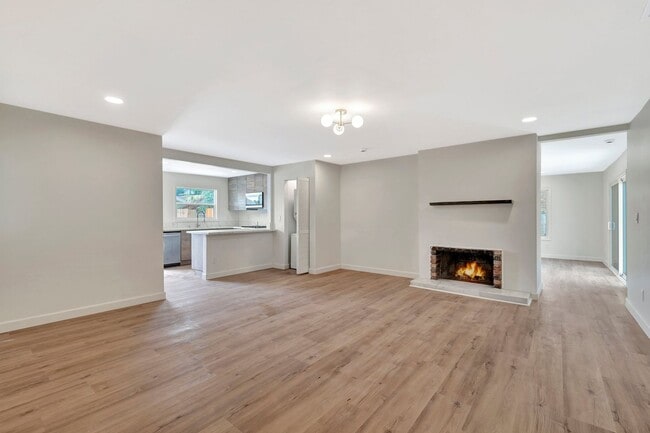 Building Photo - Single level 3 bedrooms home in San Diego ...