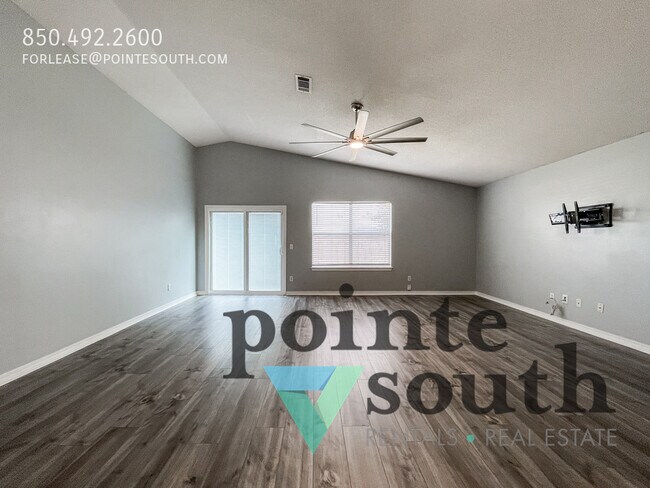 Building Photo - 209 Staysail St