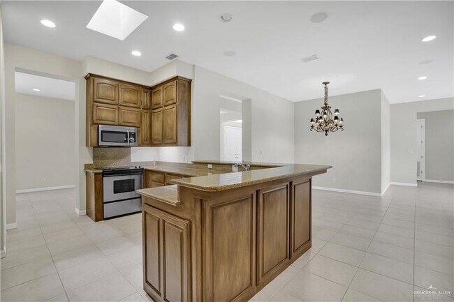 Building Photo - 21 Bales Rd