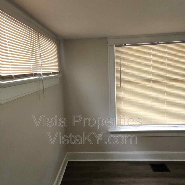 Building Photo - 4012 Southern Pkwy