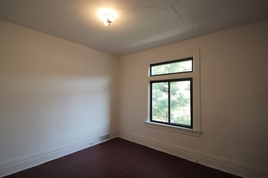 Building Photo - 428 Biddle Ave