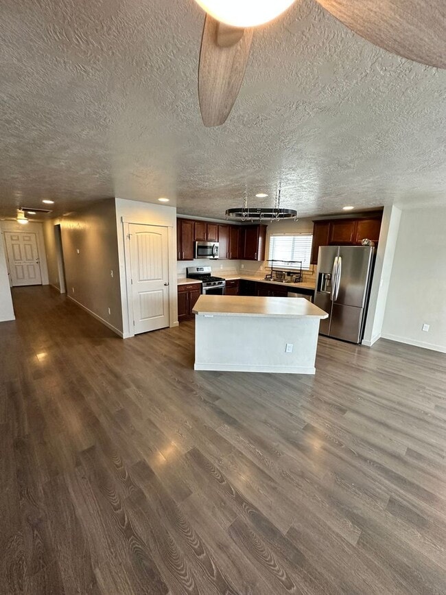 Building Photo - 3 Bedrooms, 2 bathrooms, 2 car garage with Fenced in Backyard built in 2018