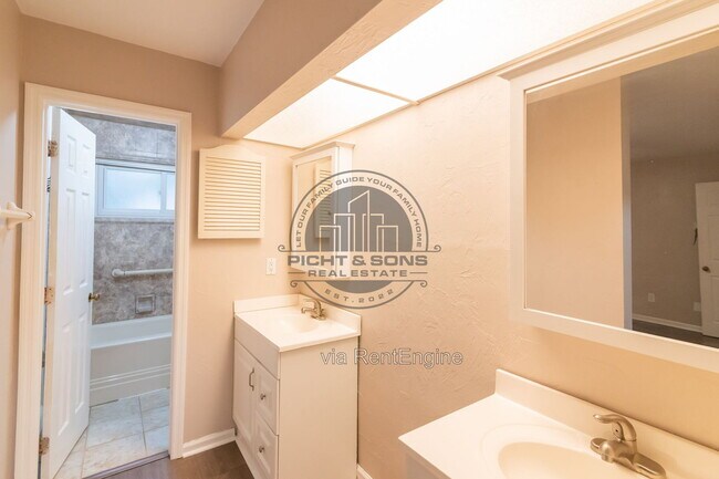 Building Photo - 1181 Tumbleweed Run