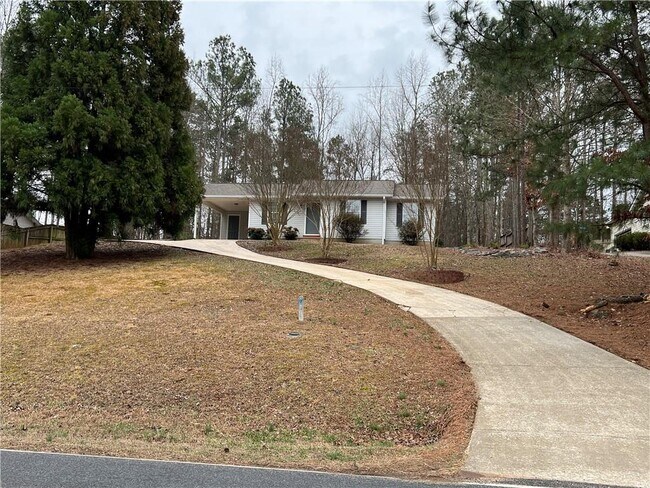 Building Photo - 6590 A C Smith Rd