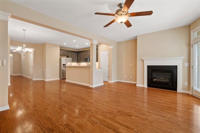 Building Photo - Renovated Cary Townhome | 3BR + Garage | Near RTP & RDU