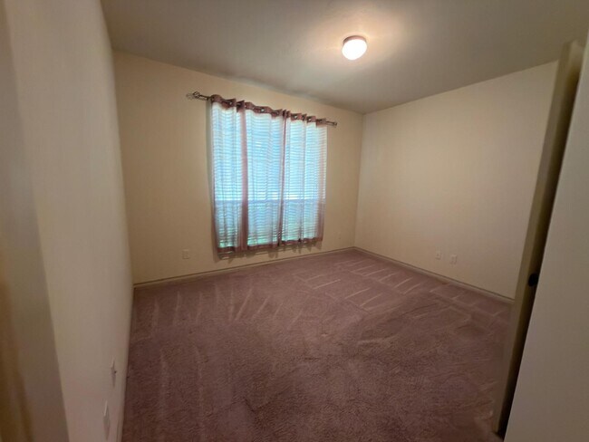 Building Photo - 3419 Selene Dr