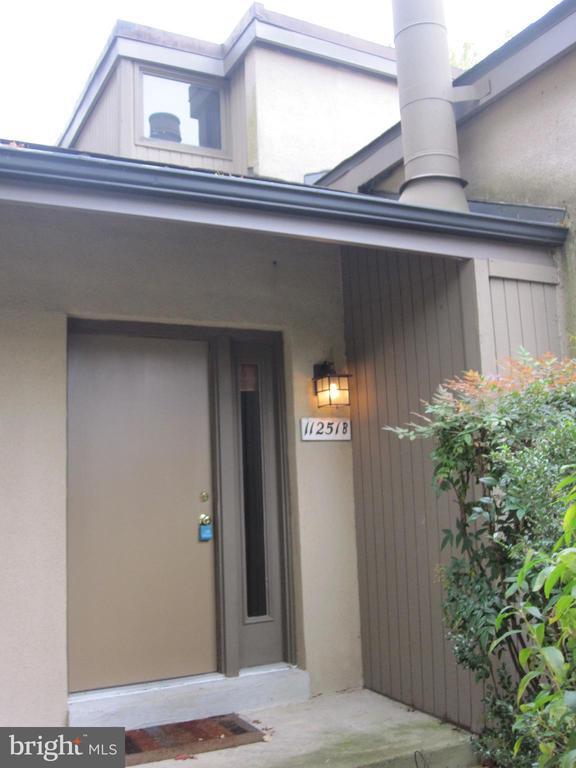 Building Photo - 11251 Skilift Ct
