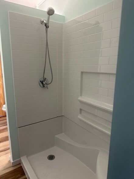 Bathroom - 14 Orchard St