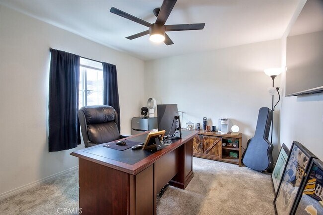 Building Photo - 33063 Table Rock Dr