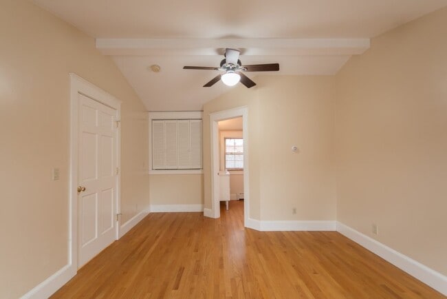 Building Photo - 51 Kingston Ave