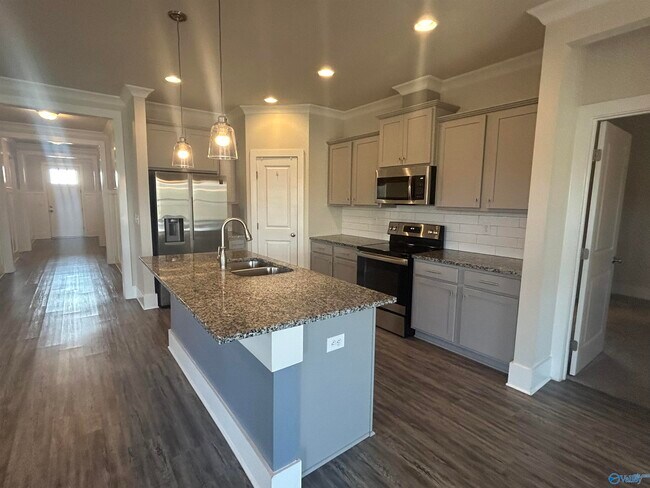 Building Photo - 177 Cherry Laurel Dr