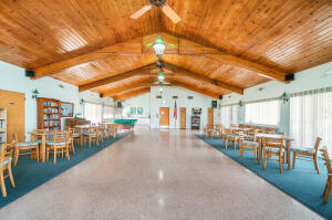 Building Photo - 2020 Lake Osborne Dr