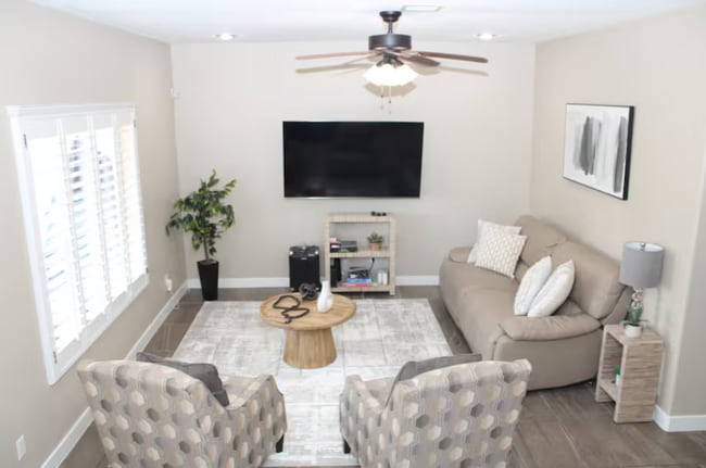 Building Photo - 3101 Spring Willow