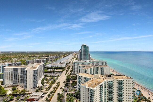 Building Photo - 4111 S Ocean Dr