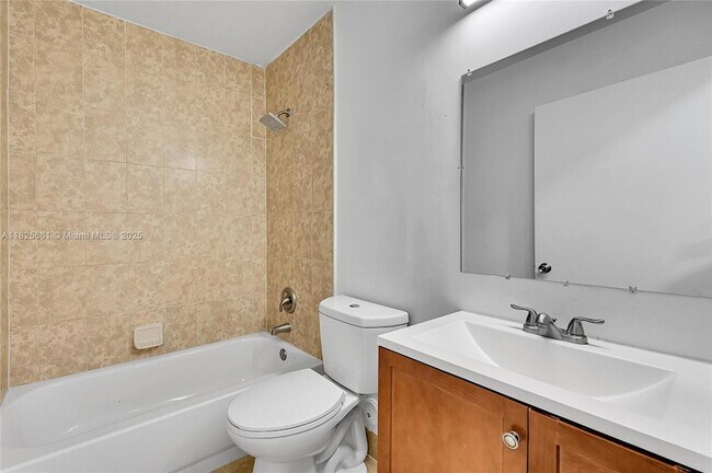 Building Photo - 3453 NW 44th St
