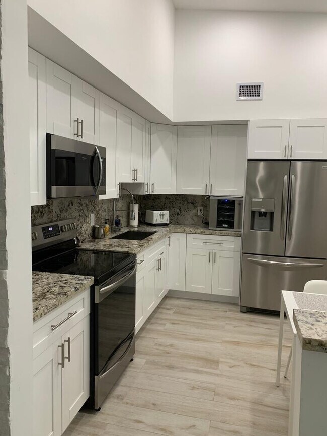 Building Photo - 21236 Harbor Way