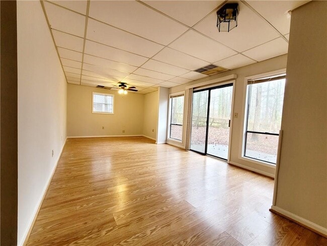 Building Photo - 3441 Rocky Springs Ct NE