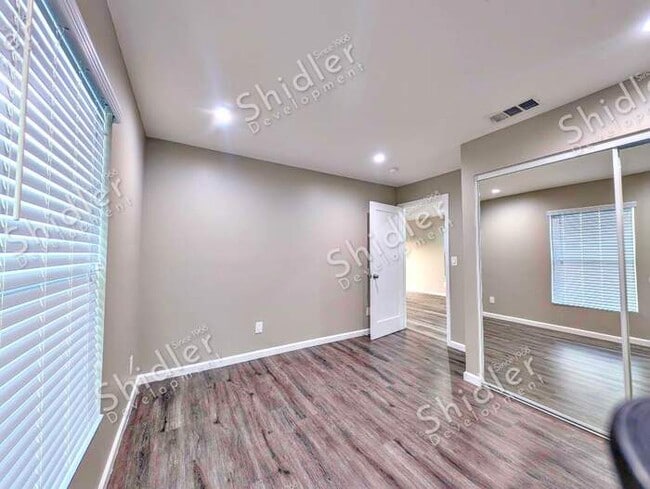 Building Photo - Patio Home with a Fresh Interior