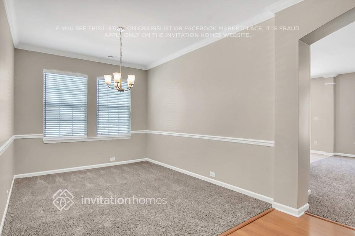 Building Photo - 635 Ashbrittle Dr
