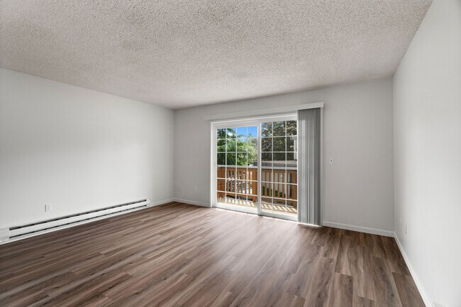 1 Bed 1 Bath Deluxe - 578 Sq Ft - University Crossing Apartments