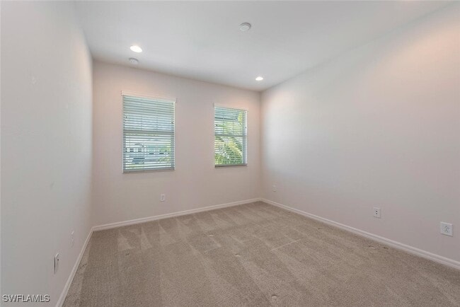 Building Photo - 6972 Avalon Cir