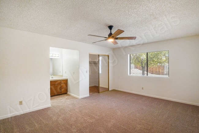 Building Photo - 171 Impala Ln