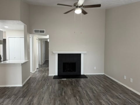 Building Photo - 684 W Warrior Trl