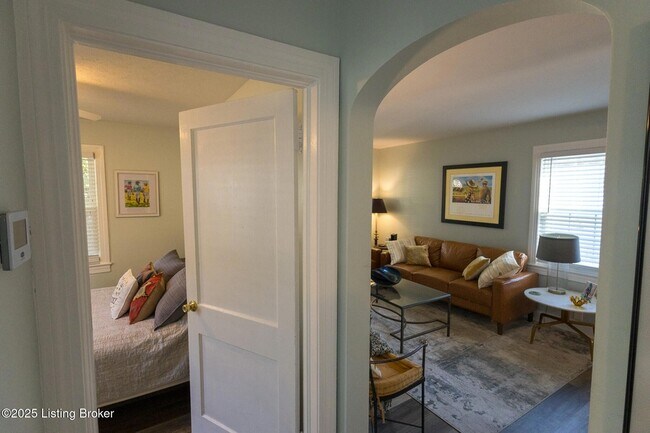 Building Photo - 720 Gheens Ave