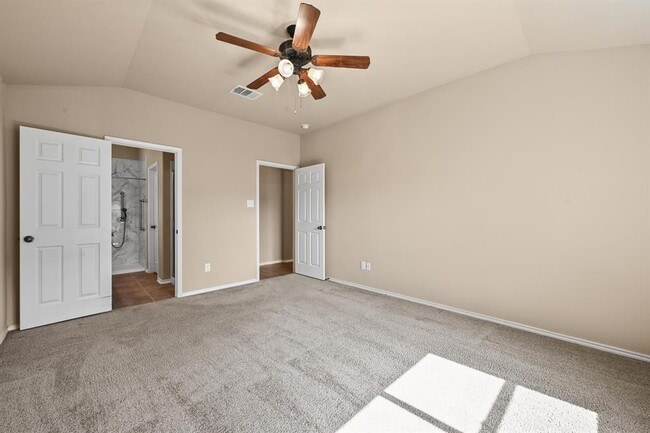 Building Photo - 219 Serene Hollow Ln