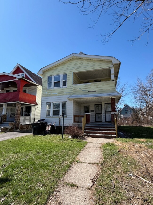 Building Photo - 3252 E 118
