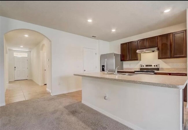 Building Photo - 292 Sofia Ln