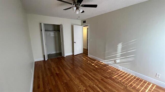 Building Photo - 9110 Orchid Tree Ln