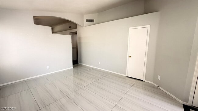 Building Photo - 7220 Paradise Bay Dr