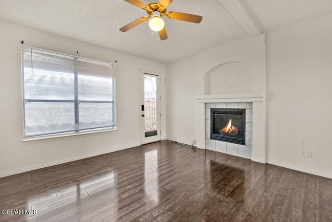 Building Photo - 9953 Marine Cir