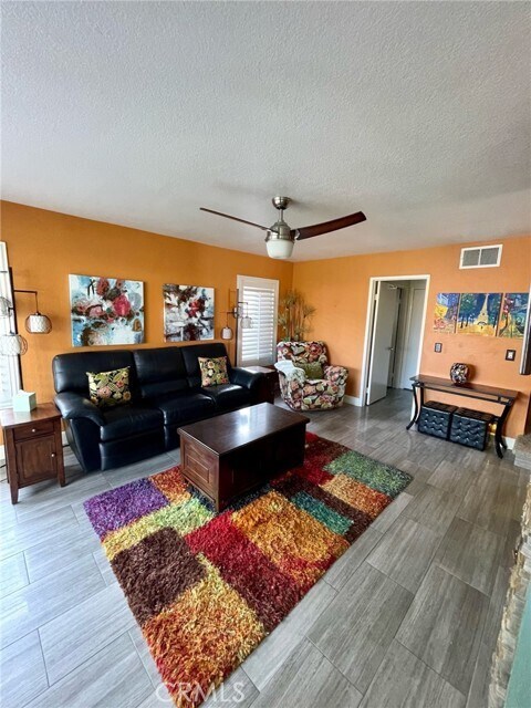 Building Photo - 27503 Dandelion Ct