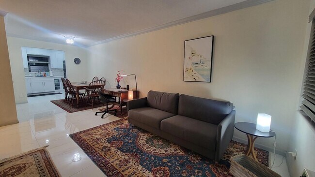 Building Photo - 3701 Tyler St