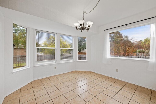 Building Photo - 801 Timber Trail