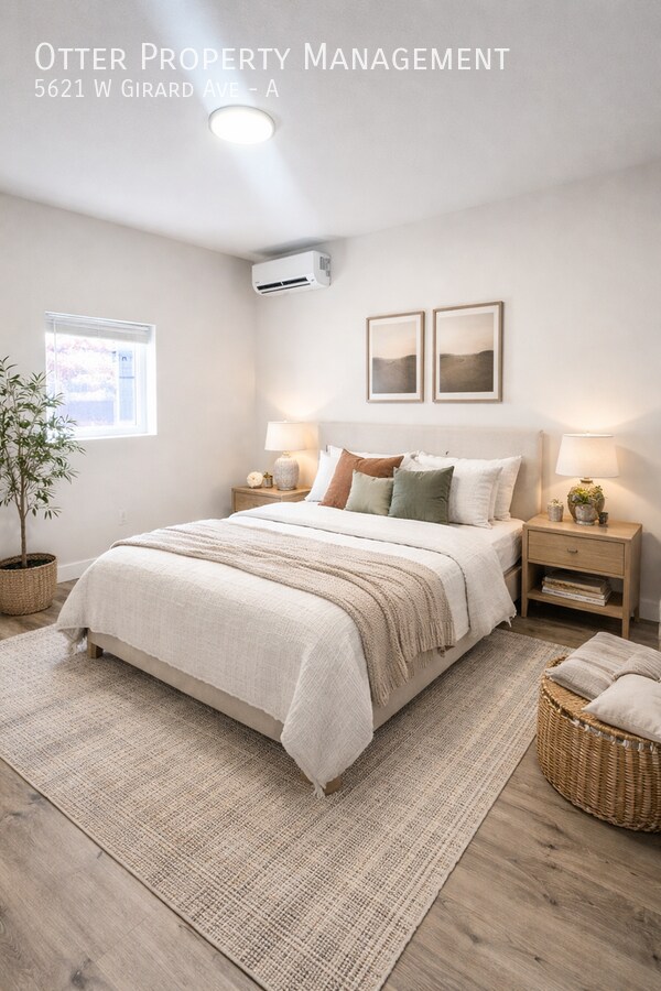 Building Photo - 5621 W Girard Ave