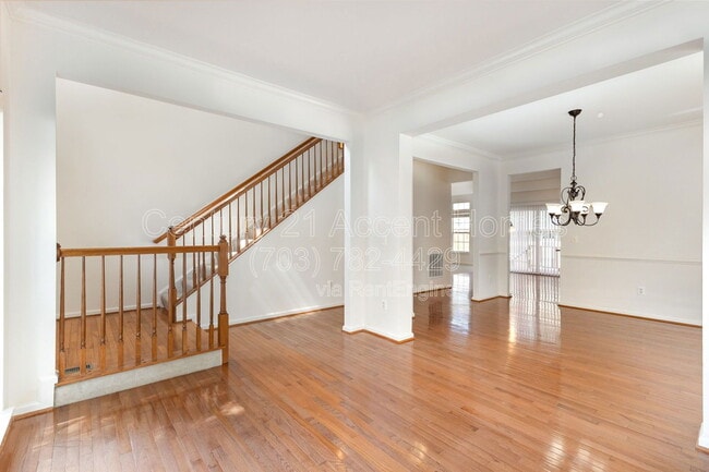 Building Photo - 9780 Lorraine Carol Way