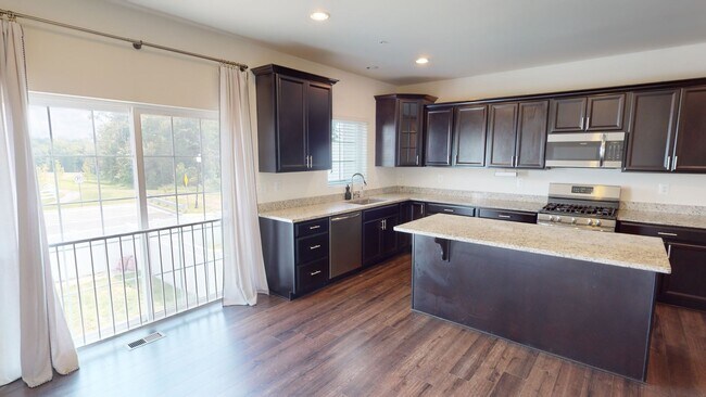 Building Photo - 11242 Saint Luke Drive - Move-in ready!