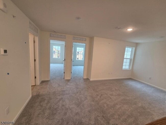Building Photo - 208 Lavender Wy