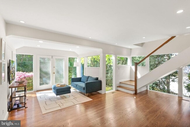 Building Photo - 5152 Manning Pl NW