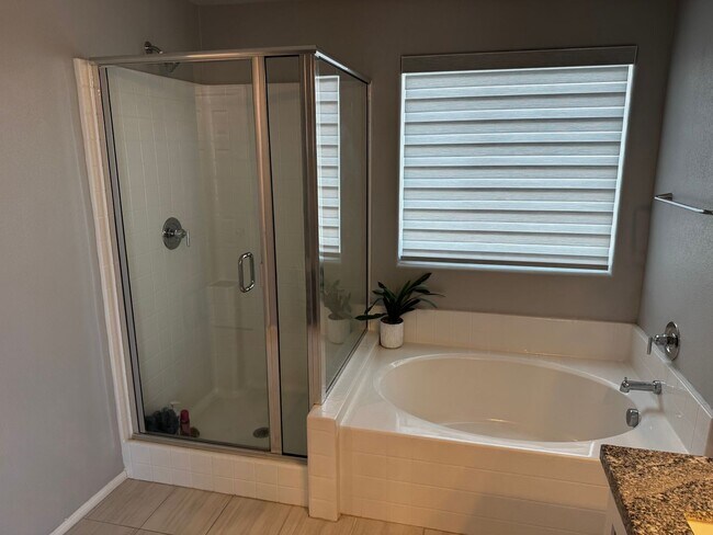 Building Photo - Furnished Executive Rental. Former 2021 Beazer Model Home.