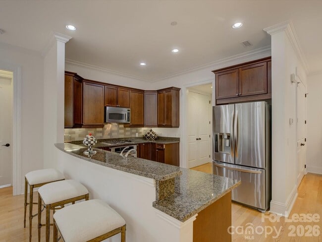 Building Photo - 3278 Park Rd