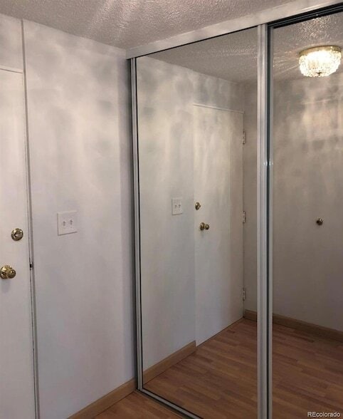 Building Photo - 799 Dahlia St